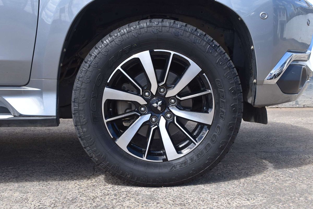 2016 Mitsubishi Pajero Sport Exceed QE