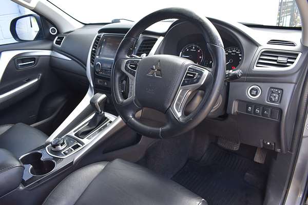 2016 Mitsubishi Pajero Sport Exceed QE