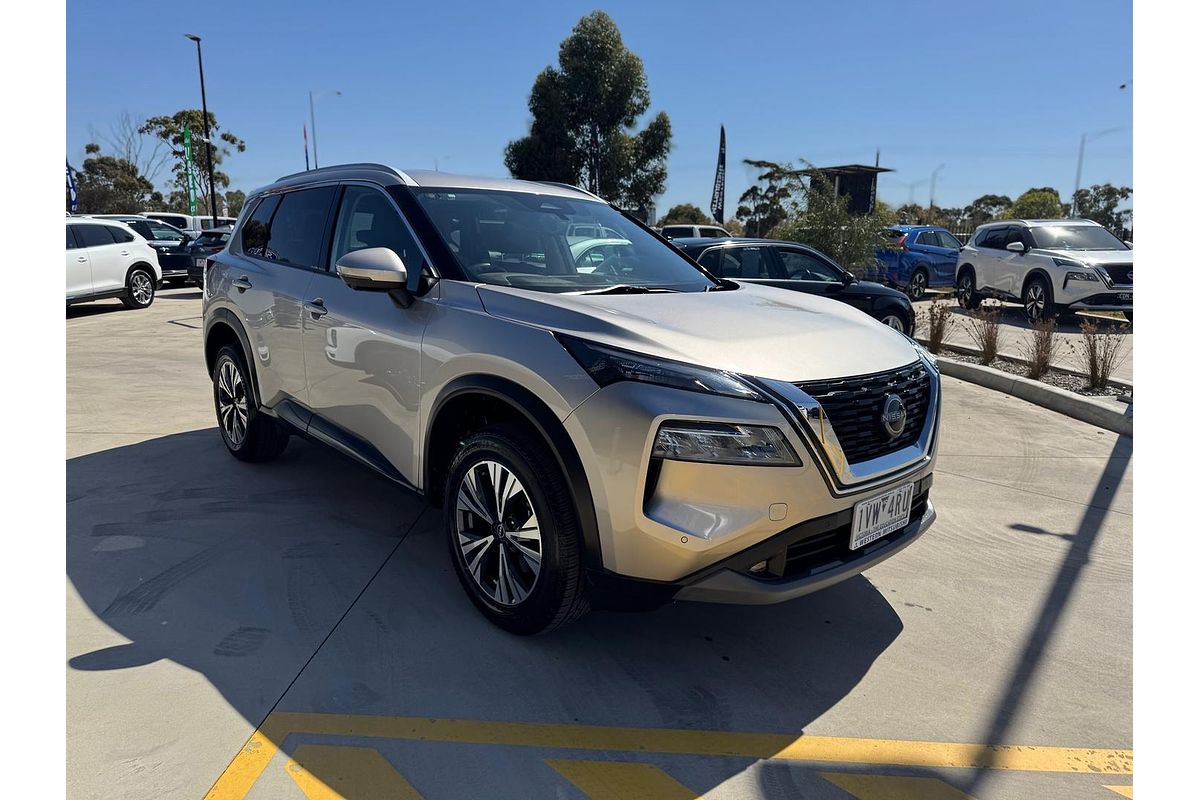 2022 Nissan X-TRAIL ST-L T33