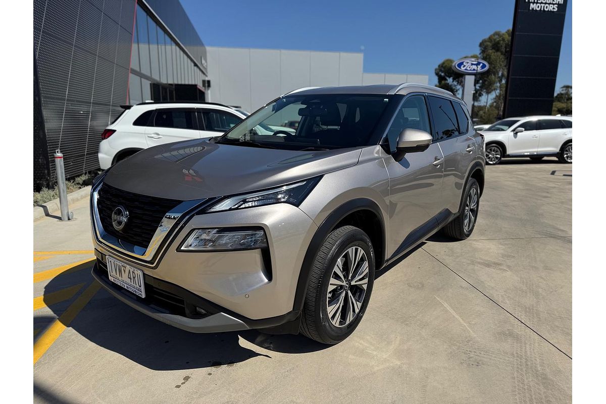 2022 Nissan X-TRAIL ST-L T33