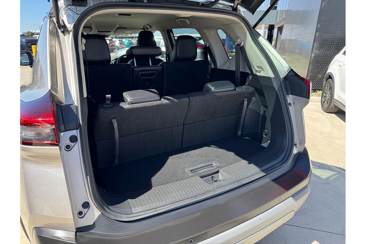 2022 Nissan X-TRAIL ST-L T33