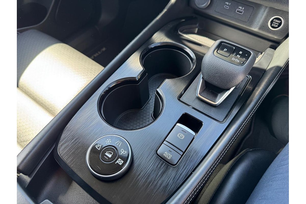 2022 Nissan X-TRAIL ST-L T33