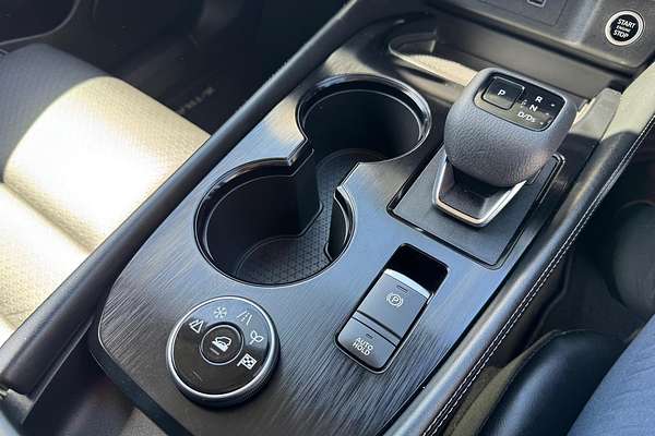 2022 Nissan X-TRAIL ST-L T33