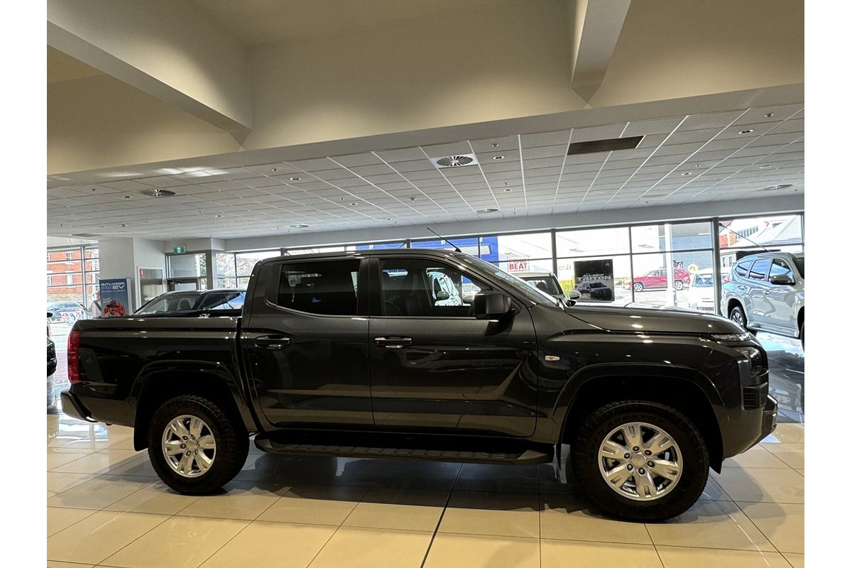 2024 Mitsubishi MV Triton GLX+ 2.4L D 6A/T 4X4 DC PU