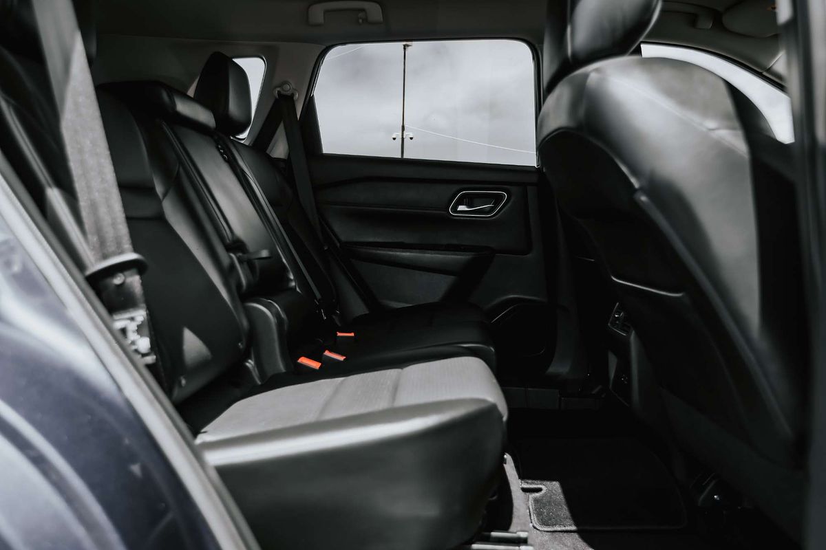 2023 Nissan X-TRAIL ST-L T33