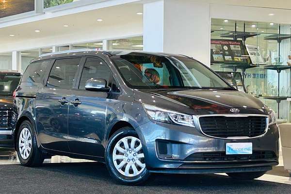 2017 Kia Carnival S YP