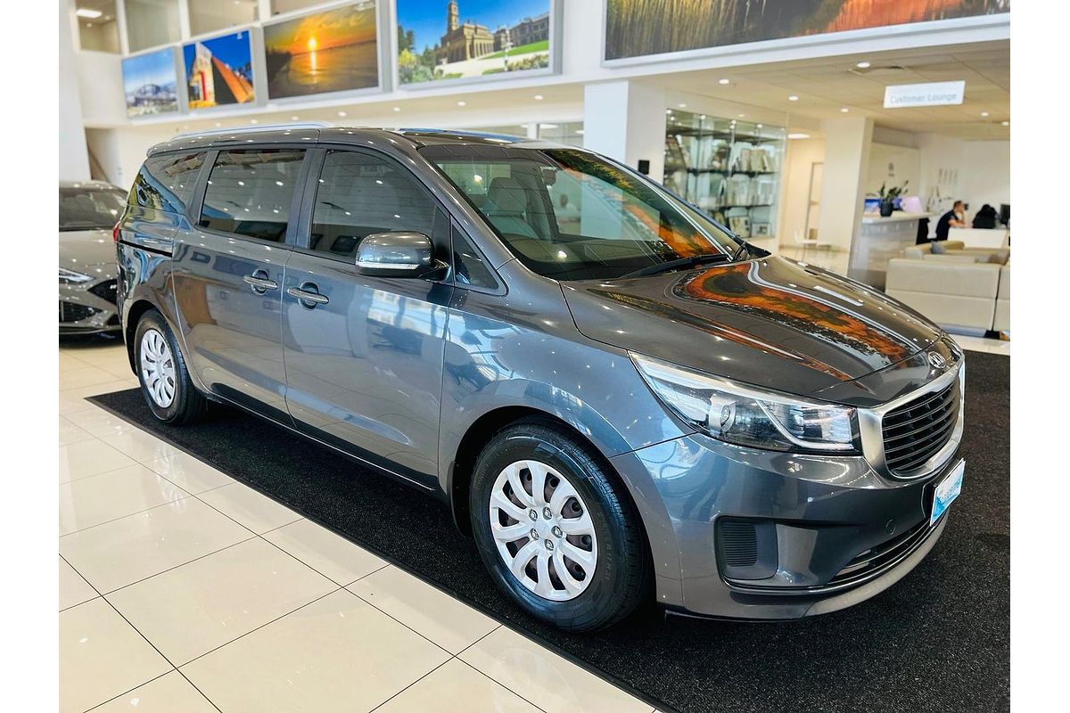 2017 Kia Carnival S YP