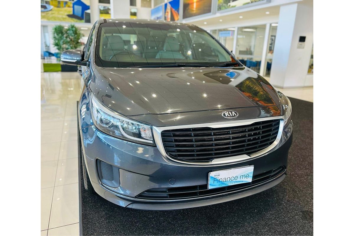 2017 Kia Carnival S YP