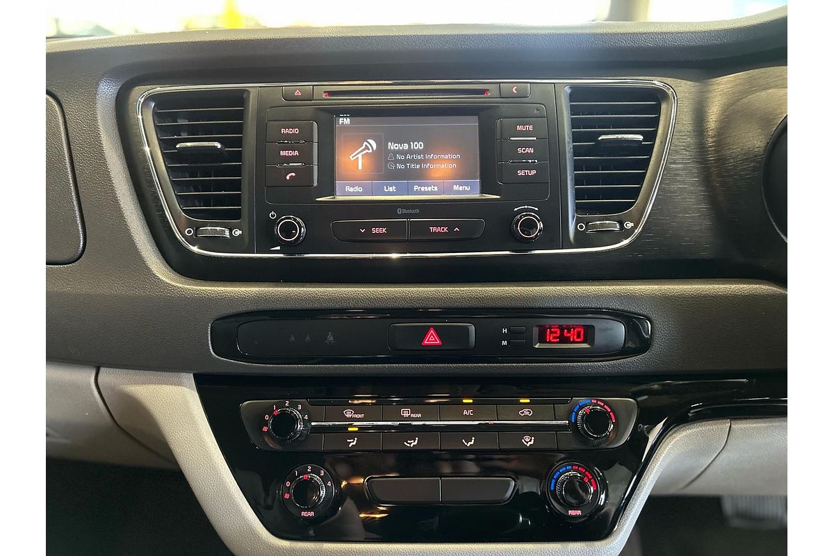 2017 Kia Carnival S YP