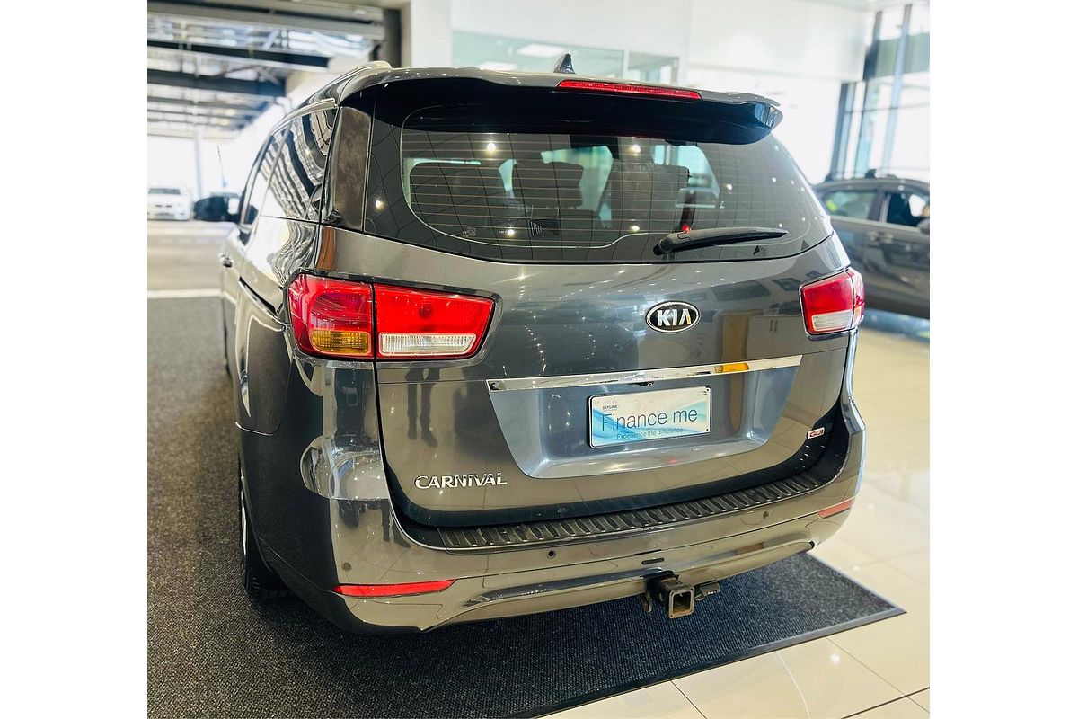 2017 Kia Carnival S YP