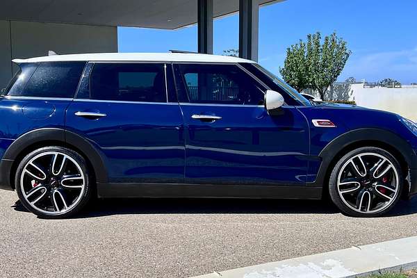2017 MINI Clubman Cooper S F54