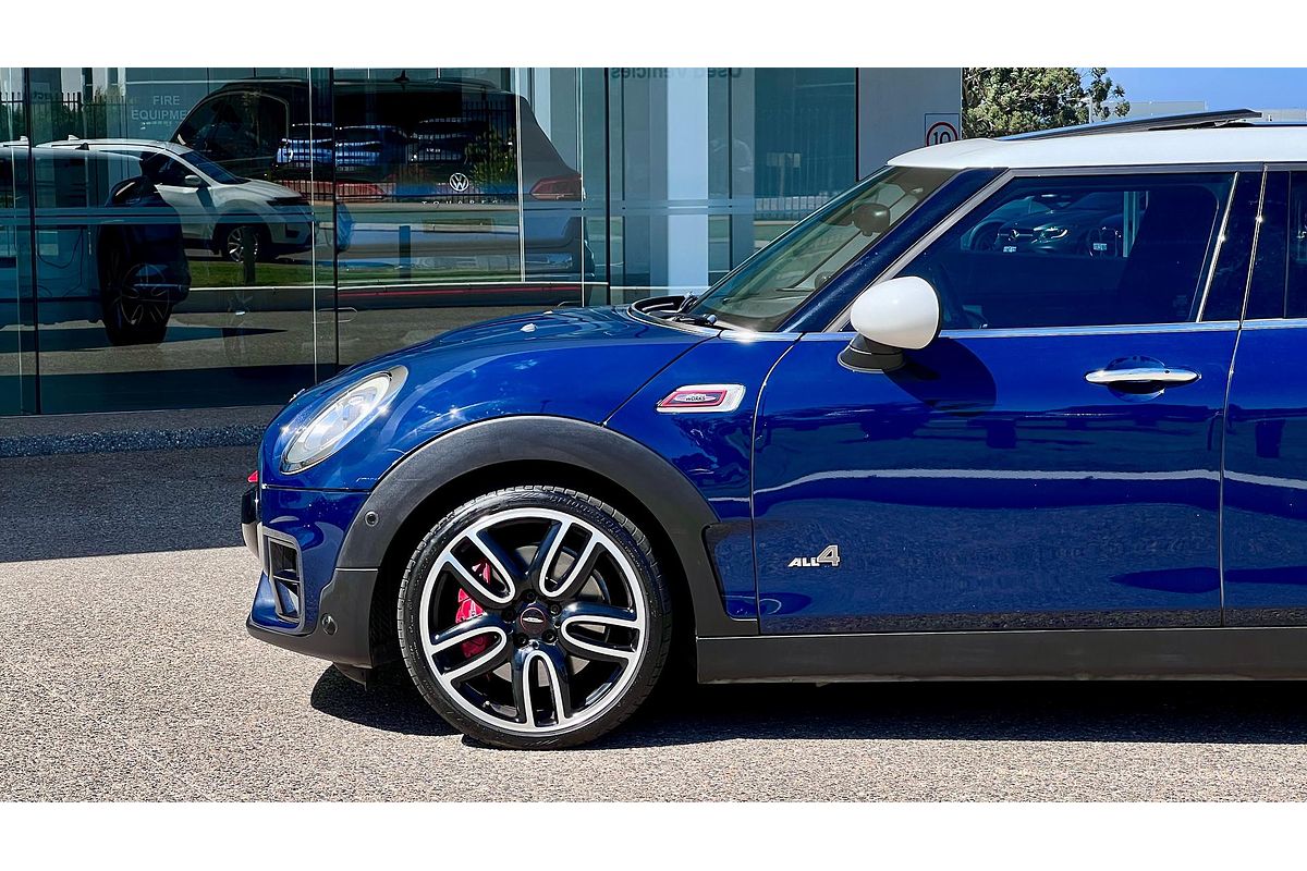 2017 MINI Clubman Cooper S F54
