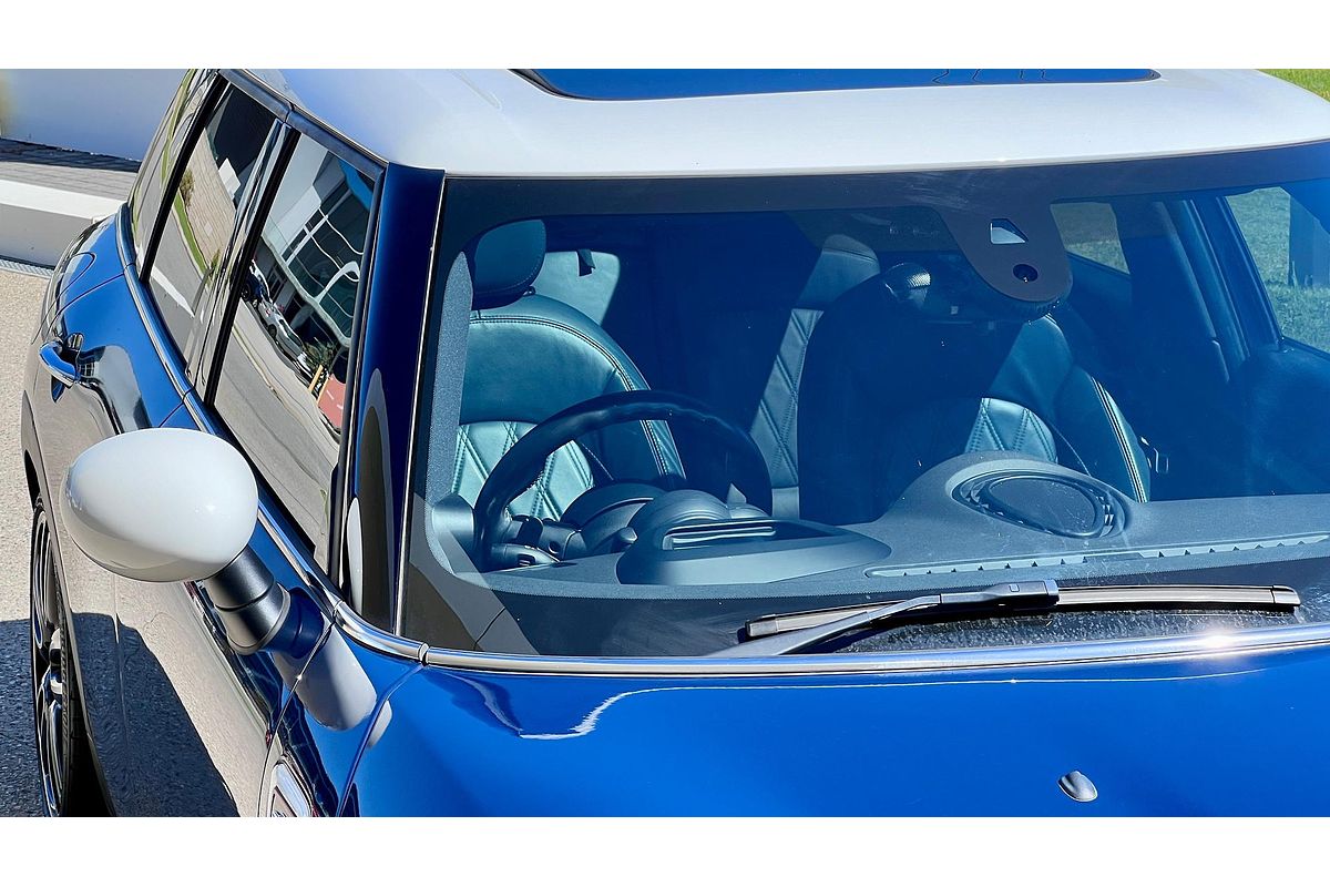2017 MINI Clubman Cooper S F54