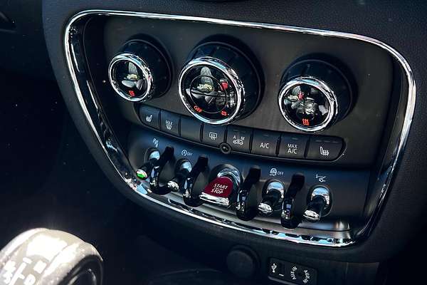 2017 MINI Clubman Cooper S F54