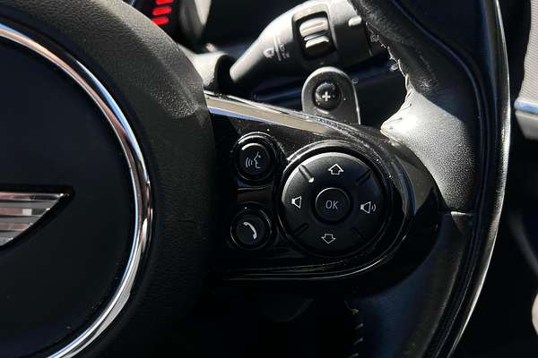 2017 MINI Clubman Cooper S F54