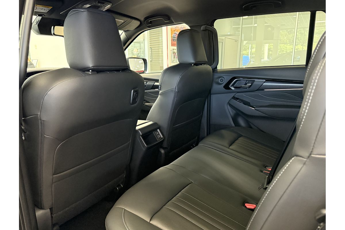 2025 Isuzu MU-X LS-T