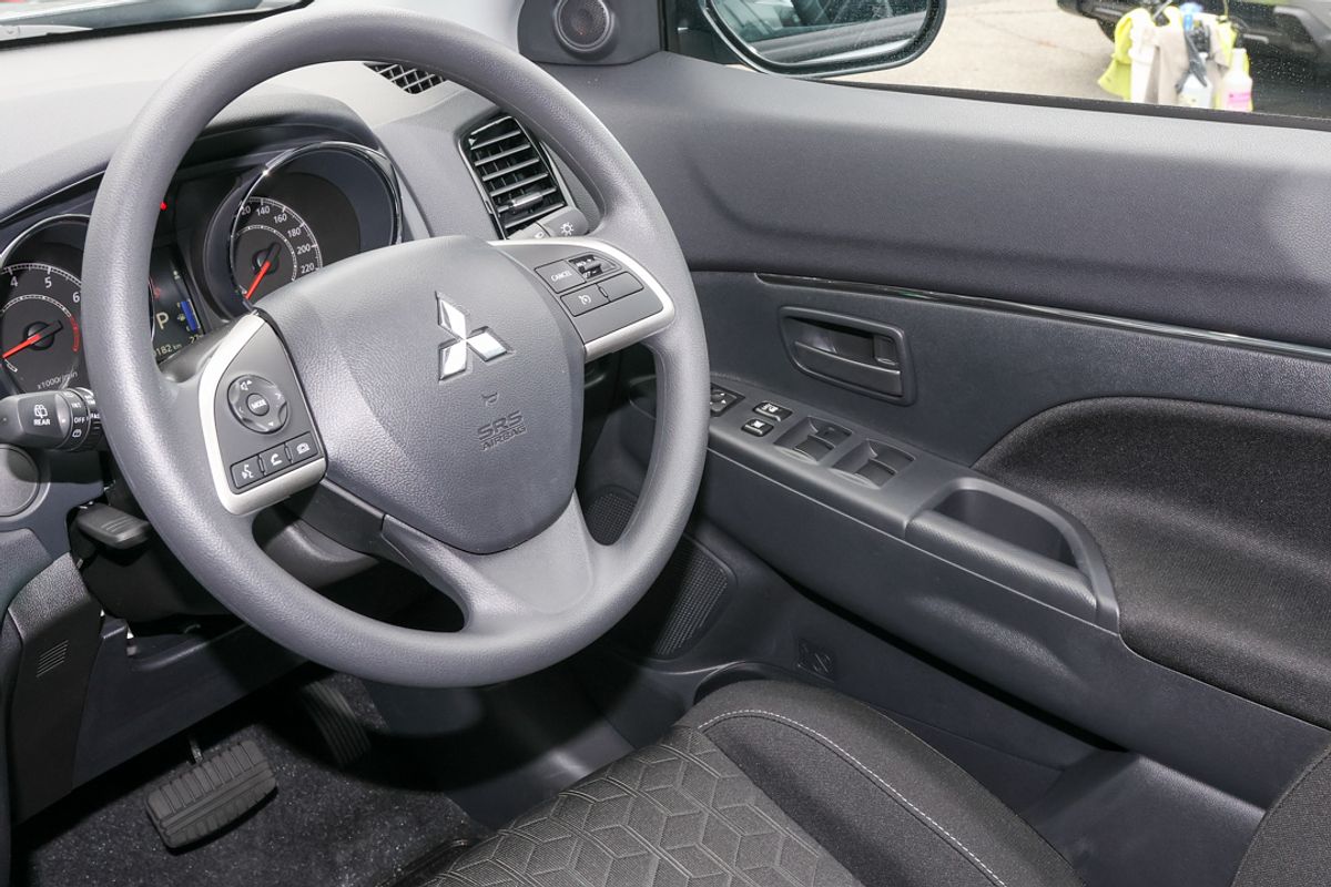 2024 Mitsubishi ASX GS XD