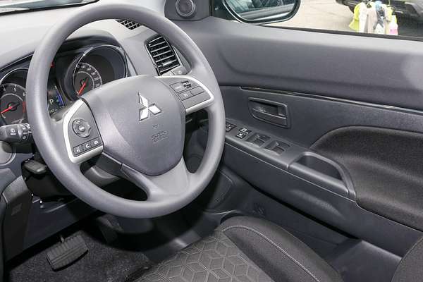 2024 Mitsubishi ASX GS XD