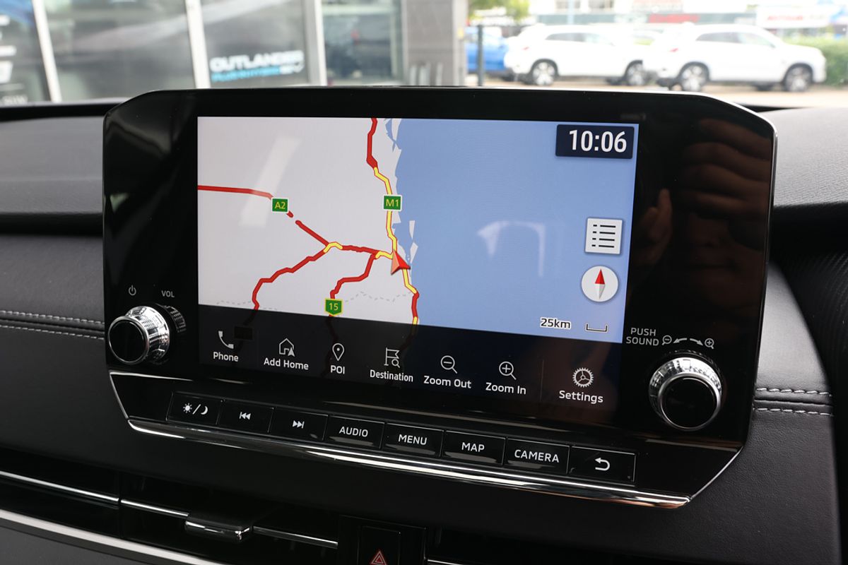 2024 Mitsubishi Outlander Exceed ZM