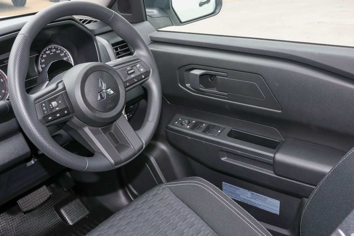 2024 Mitsubishi Triton GLX+ MV 4X4