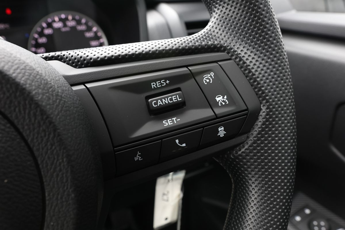 2024 Mitsubishi Triton GLX+ MV 4X4