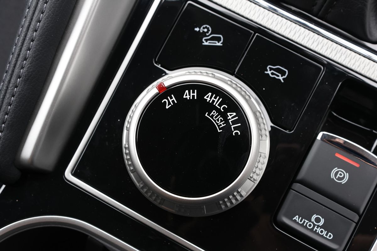 2024 Mitsubishi Pajero Sport GLS QF