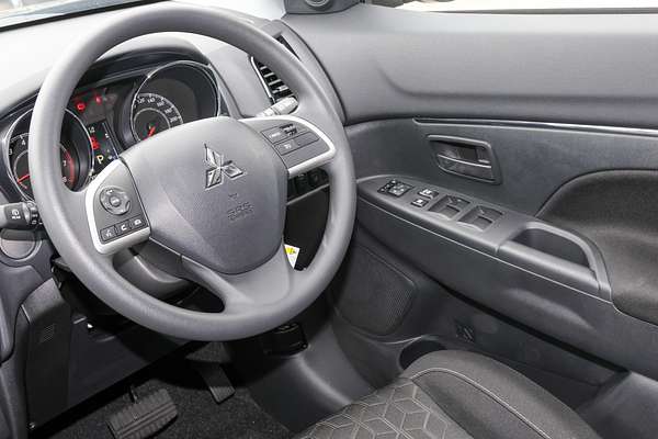 2024 Mitsubishi ASX ES XD