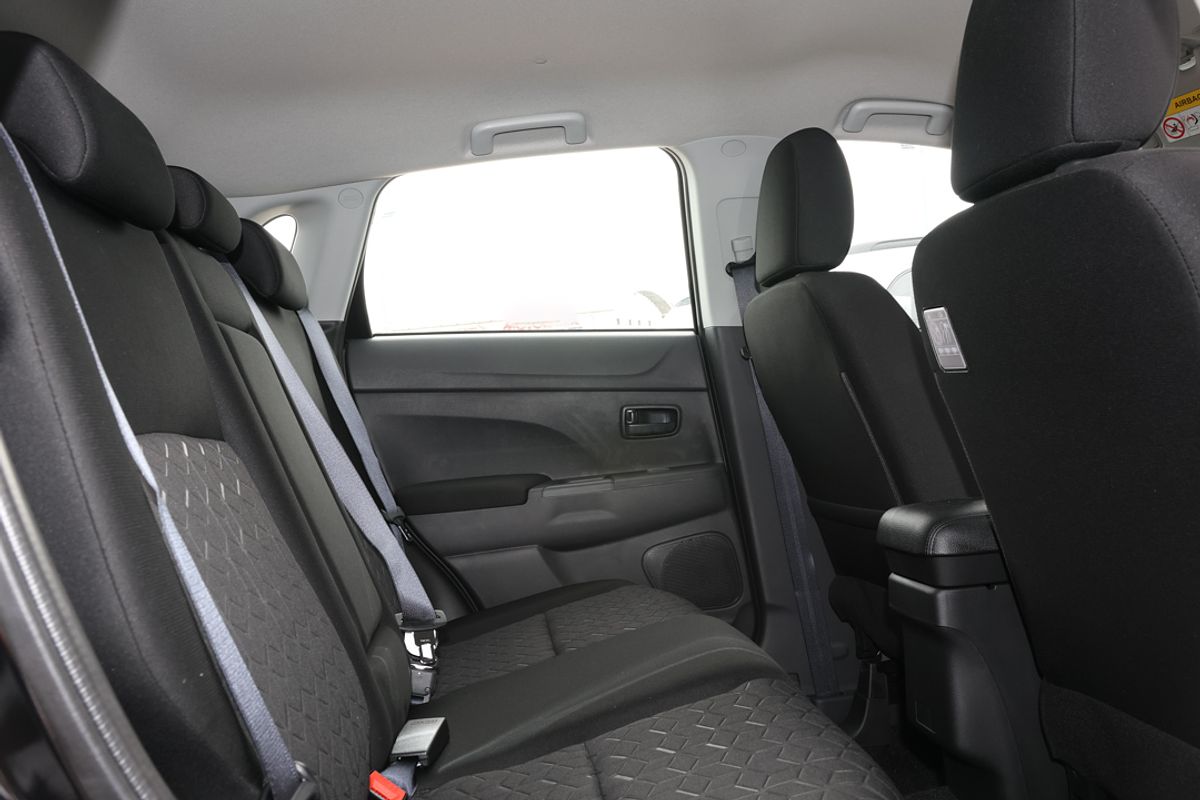 2024 Mitsubishi ASX ES XD
