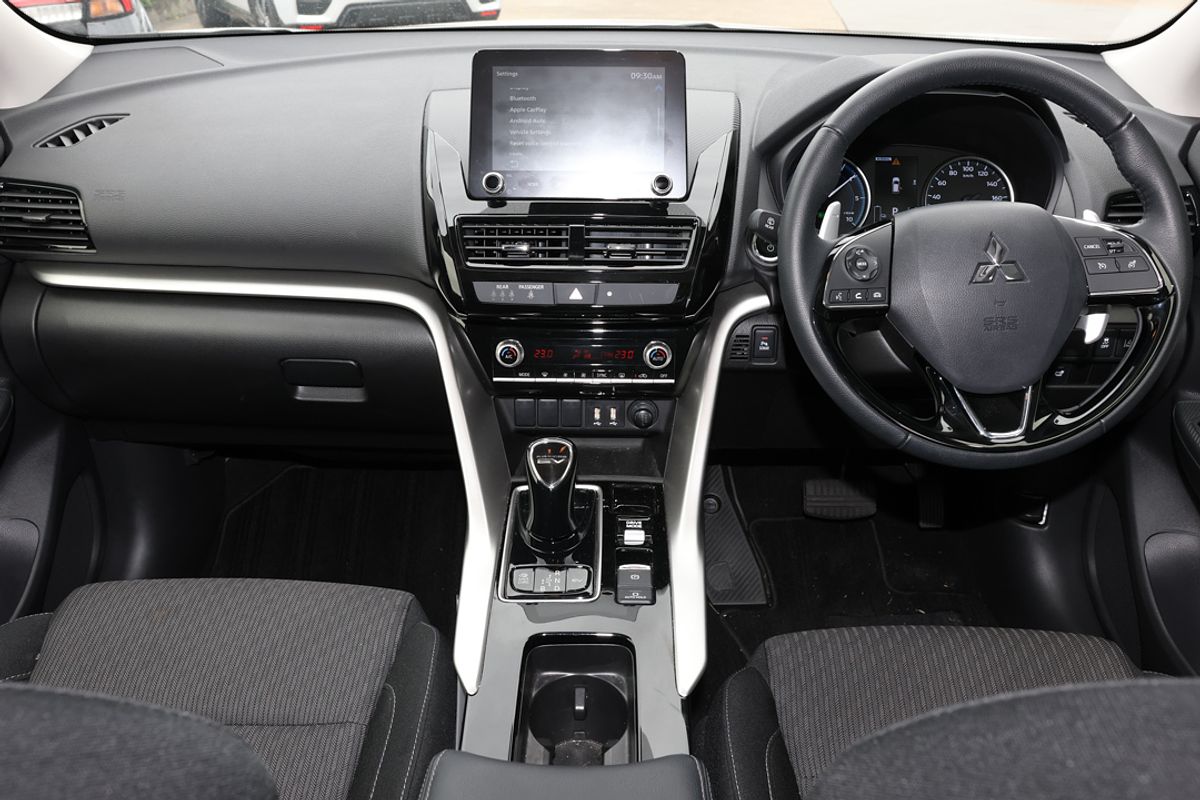 2024 Mitsubishi Eclipse Cross PHEV ES YB