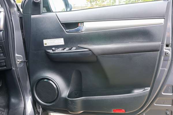 2021 Toyota Hilux SR5 GUN126R 4X4