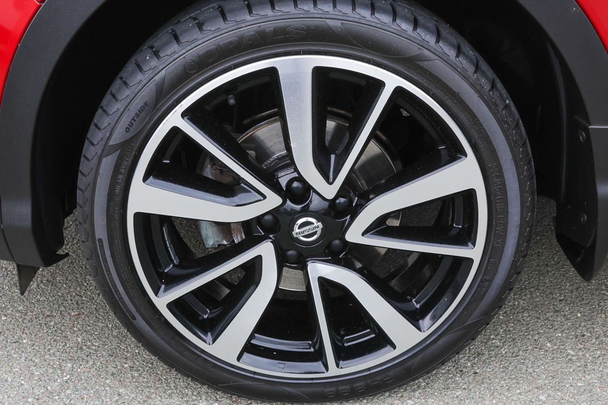 2015 Nissan QASHQAI Ti J11