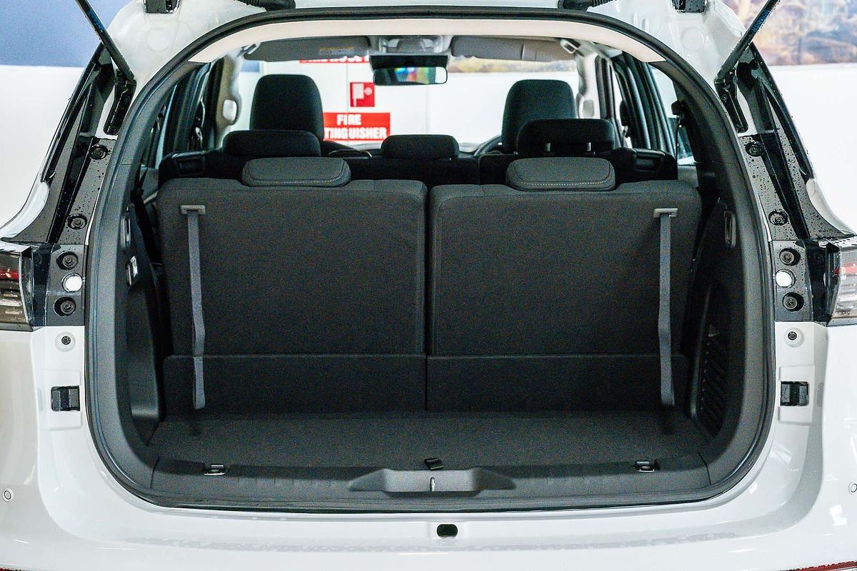 2025 Isuzu MU-X LS-M