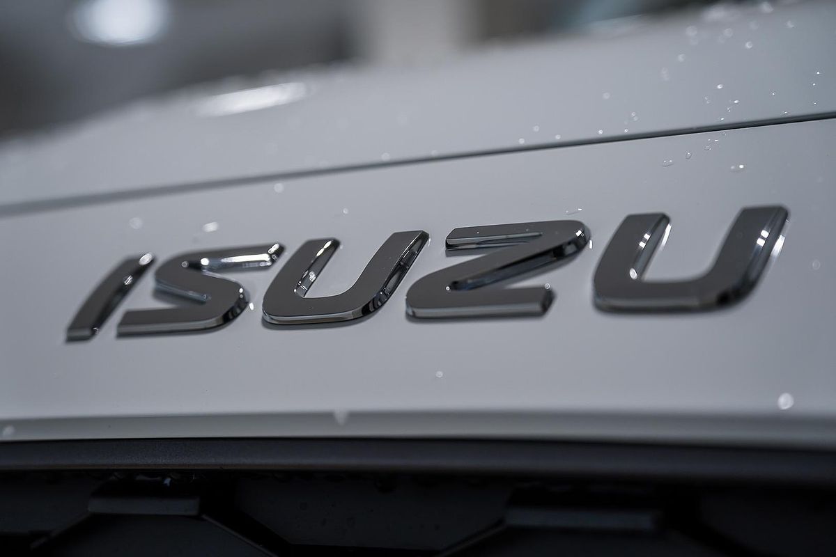 2025 Isuzu MU-X LS-M