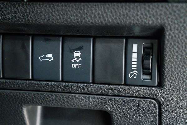 2024 Isuzu D-MAX X-TERRAIN 4X4