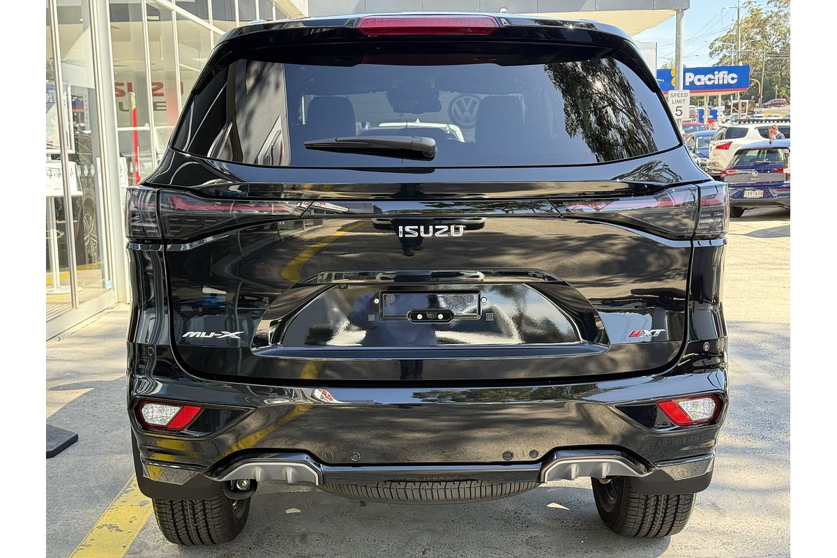 2025 Isuzu MU-X X-TERRAIN