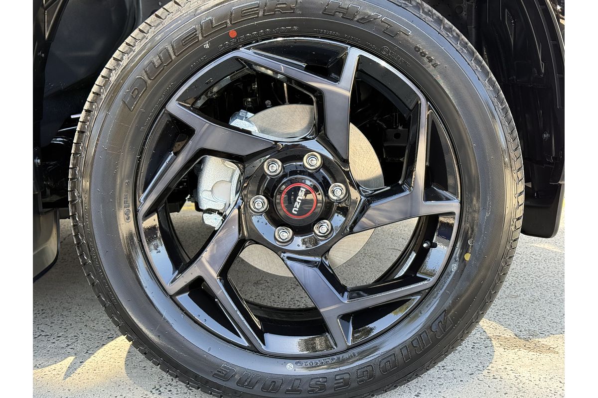 2025 Isuzu MU-X X-TERRAIN