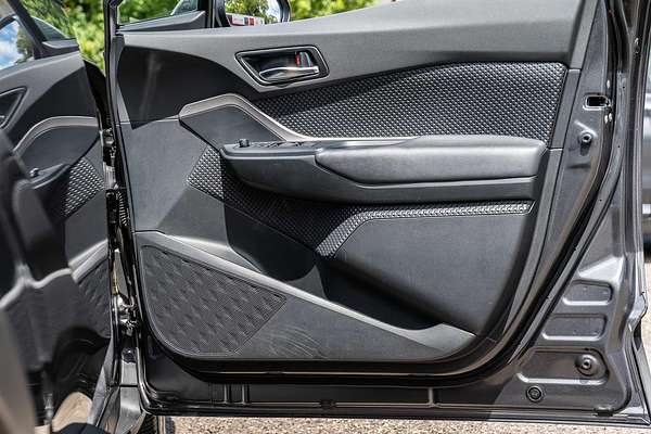 2023 Toyota C-HR GXL NGX10R