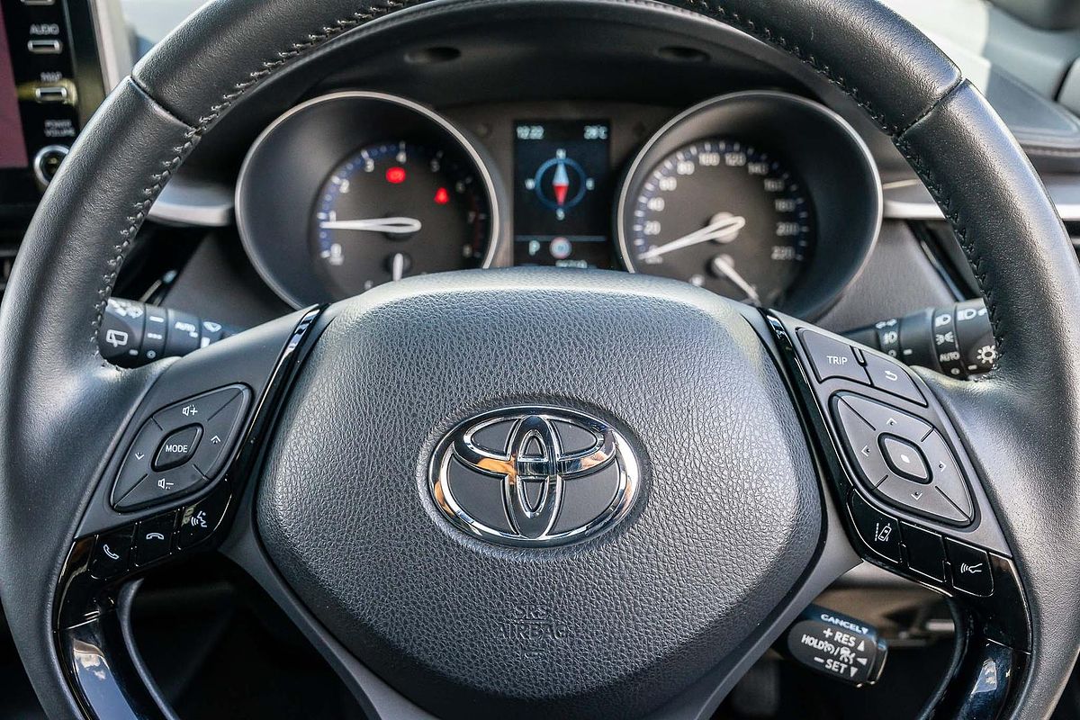 2023 Toyota C-HR GXL NGX10R