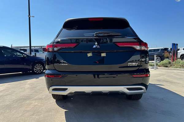 2024 Mitsubishi Outlander PHEV Exceed Tourer ZM
