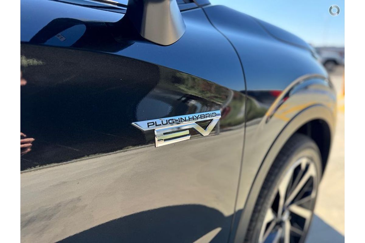 2024 Mitsubishi Outlander PHEV Exceed Tourer ZM