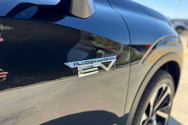 2024 Mitsubishi Outlander PHEV Exceed Tourer ZM