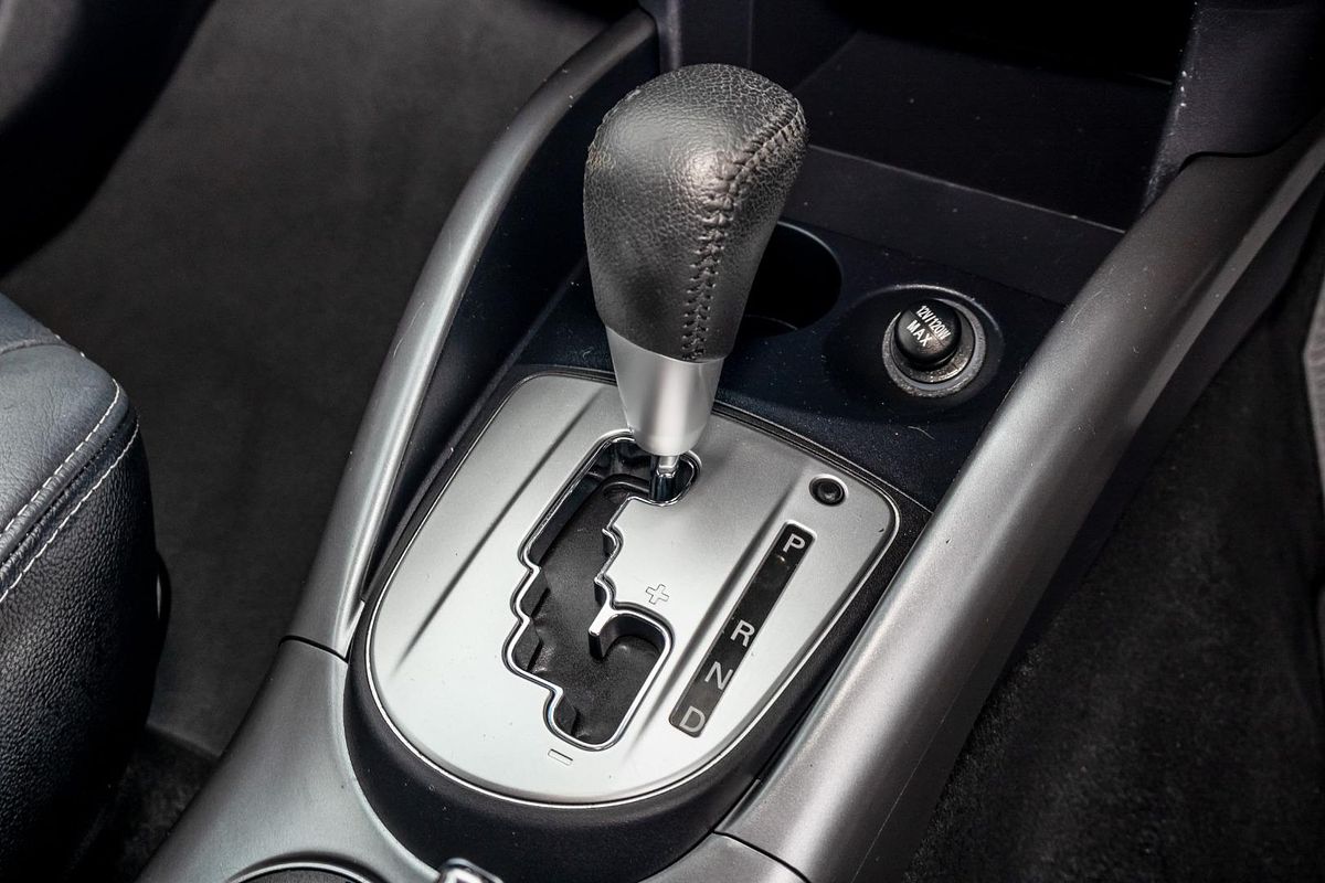 2012 Mitsubishi Outlander LS ZH