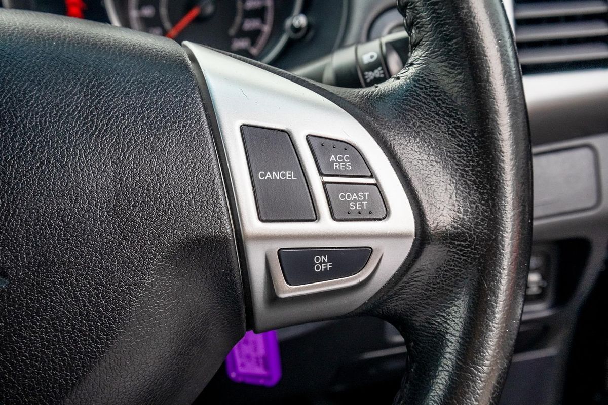 2012 Mitsubishi Outlander LS ZH