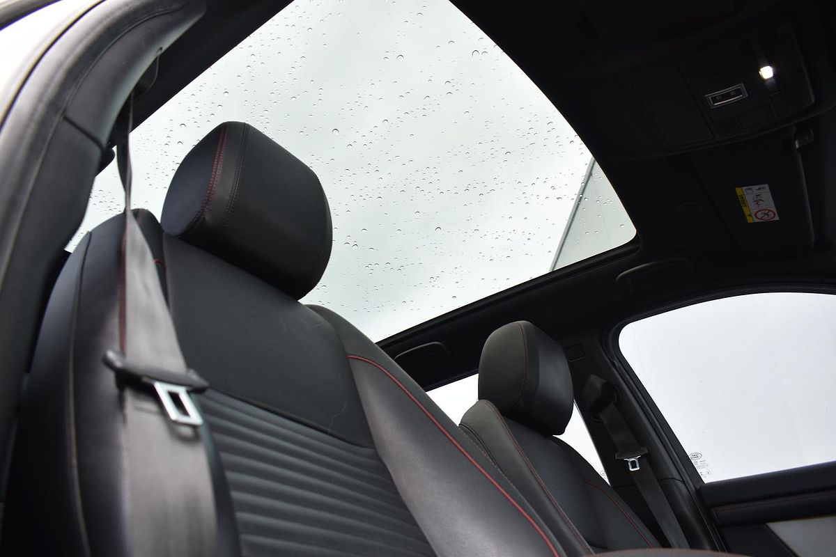 2021 Land Rover Discovery Sport P200 R-Dynamic S L550