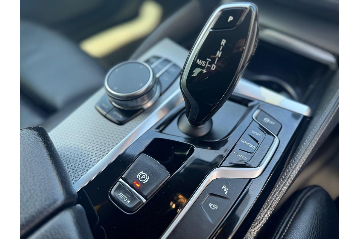 2018 BMW 5 Series 520i M Sport G30
