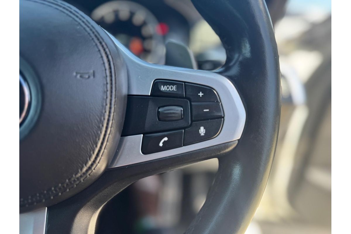 2018 BMW 5 Series 520i M Sport G30
