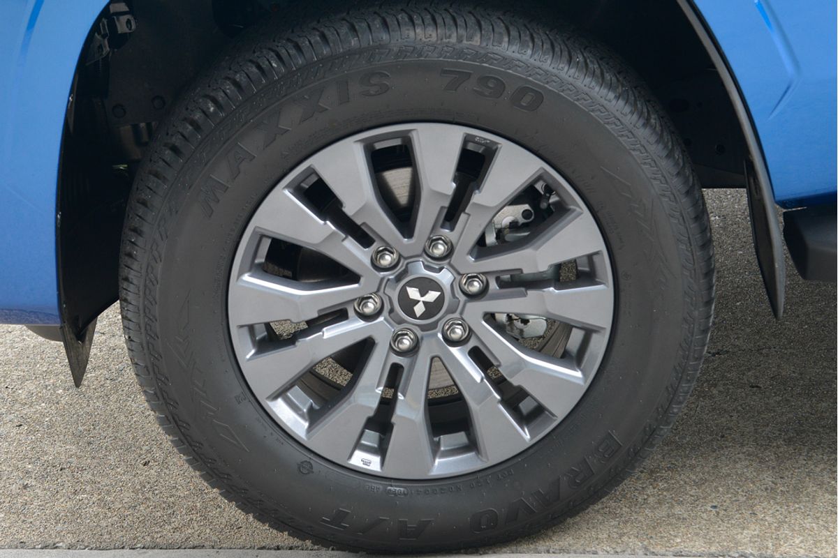 2024 Mitsubishi Triton GLS MV 4X4