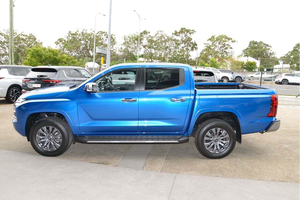 2024 Mitsubishi Triton GLS MV 4X4