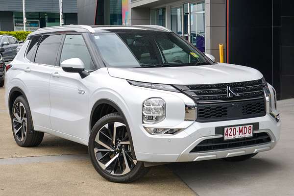 2024 Mitsubishi Outlander PHEV Exceed Tourer ZM
