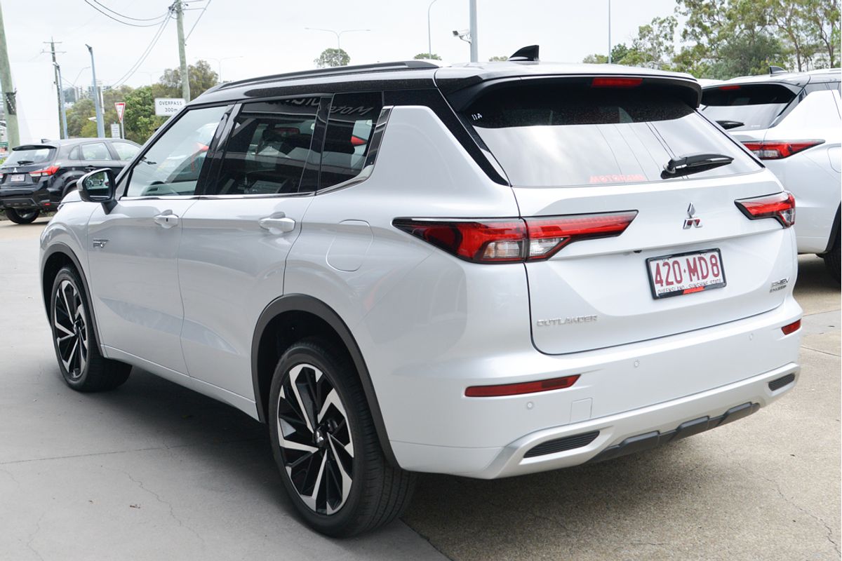 2024 Mitsubishi Outlander PHEV Exceed Tourer ZM